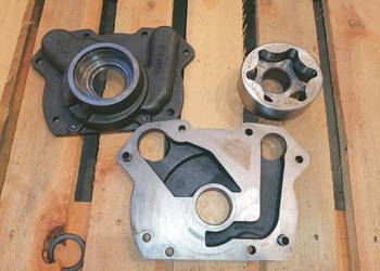 Pompa skrzyni Renault Atlea, Massey Ferguson 8210, 8220, 8230, 8240, 8250,