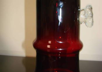 dzbanek czerwone szkło