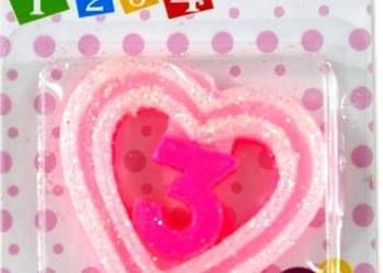 Świeczka Urodzinowa W Kształcie Cyfry 3 Do Tortu W Kształcie Serca