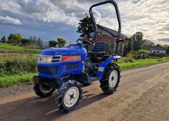 mini traktorek japoński ISEKI TM3160 4x4 mini traktorek japoński ISEKI TM3160 4x4