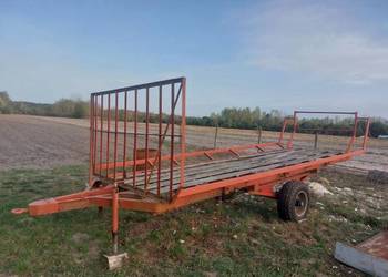 Przyczepa na baloty Przyczepa na baloty