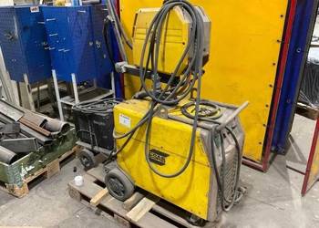 • Spawarka • Migomat • Esab Lax 380