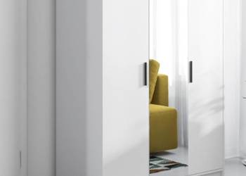 Sprzedam szafę 3 drzwiowa z lustrem