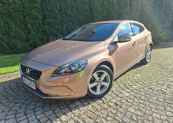 Volvo V40 T2 Kinetic II (2012-)