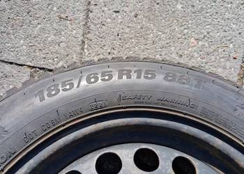Komplet 4 kół zimowych KUMHO 185/65R15 na stalówkach do OPEL Astra II G