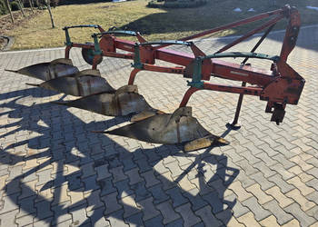 Pług 4 skibowy KVERNELAND K5 resor