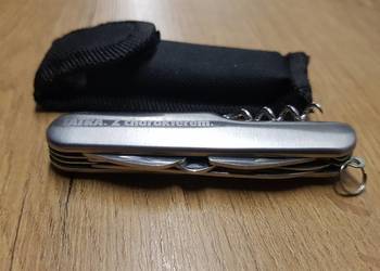 Metalowy scyzoryk wielofunkcyjny z pokrowcem TATRA z charakterem