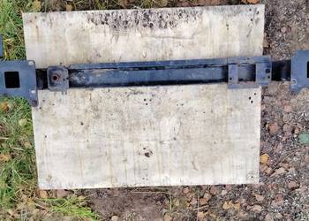 Belka przedniego zderzaka Peugeot 307