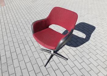 Fotel obrotowy muszelka PRL Vintage design lata 70