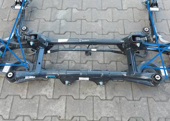 Chery Omoda 5 2024 wózek sanki kołyska tył tylna belka zawieszenia