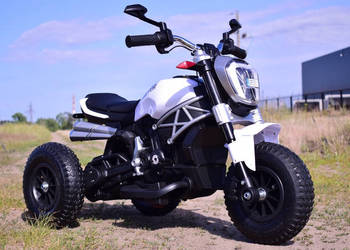 BAWIBUS.PL auto motorek WIELKI MOTOR ŚCIGACZ trzykołowy na akumulator