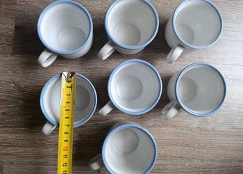 7 filiżanek nieużywanych PRL Pruszków .