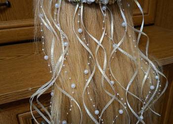 Wianek komunijny bialo zloty asymetryczny