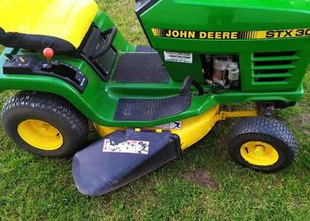 Traktorek John Deere stx30