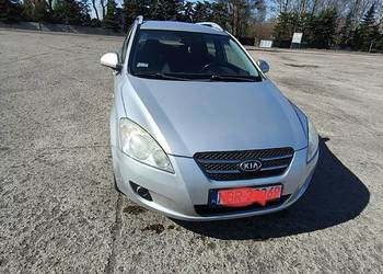 Kia cee'd-dużo faktur