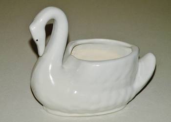 Doniczka ceramiczna szkliwiona w kształcie łabędzia