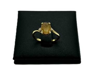 Złoty pierscionek pr 375 1,36g R9