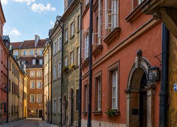 Dyplomowany konserwator dzieł sztuki. Badania, programy..