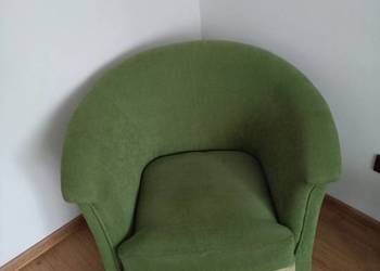 Sprzedam bardzo wygodny fotel tapicerowany.