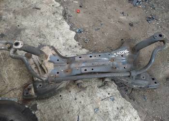 TOYOTA YARIS I belka przod zawieszenia sanki TOYOTA YARIS I belka przod zawieszenia sanki