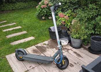 Motus Scooty 10  - hulajnoga 350W, 15Ah, zasięg 60km rok gwarancji jak nowa