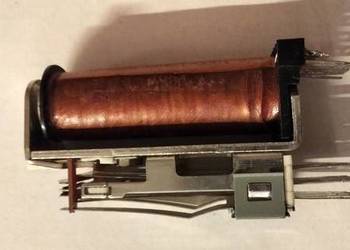 Przekaźnik telefoniczny ZWUT T-2 z lat 70-tych