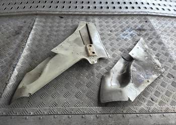 Zastava 1100 osłony plastikowe słupków C - bagażnik