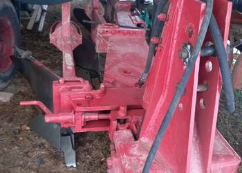 Pług obrotowy 3 skibowy Pług obrotowy 3 skibowy