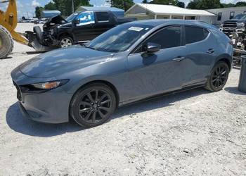 2022 MAZDA 3 PREFERRED