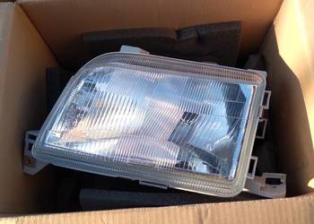 Renault Clio I 95r lampa lewa przód nowa