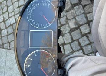 Licznik audi a4 b6/b7 1.8t quattro