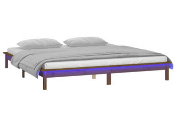 Rama łóżka z LED miodowy brąz lite drewno 140x190 cm WM-820654