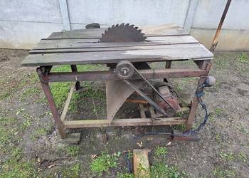 Krajzega do drewna z silnikiem siłowym