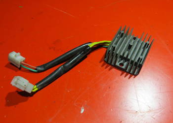SUZUKI SV650 SV 650 02 REGULATOR NAPIĘCIA