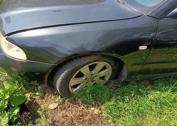 Błotnik Lewy LZ9U Audi A4 B5 FL (a-30)