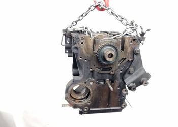 SILNIK DÓŁ VOLKSWAGEN PASSAT B8 04L023A SILNIK DÓŁ VOLKSWAGEN PASSAT B8 04L023A