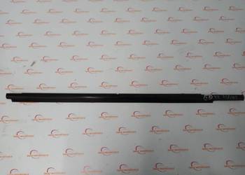 OUTLANDER II 08r listwa zgarniająca drzwi prawa przód