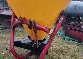 Rozsiewacz nawozów 350 litrów