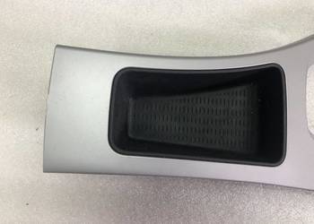 LISTWA RAMKA TUNELU ŚRODKOWEGO 7118034 BMW E90