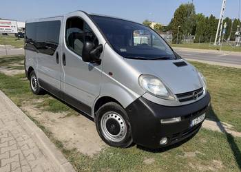Opel Vivaro 9 osobowy klima 1,9 100 km