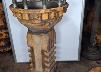 Obudowa mostu lewa Case 580SLE 580LE 580LSP 580LXT (196061A1)