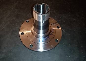 Czop piasty lewy Nissan Patrol Y60 nowy