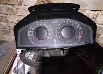 Volvo V70 III licznik europa diesel 31254534AA