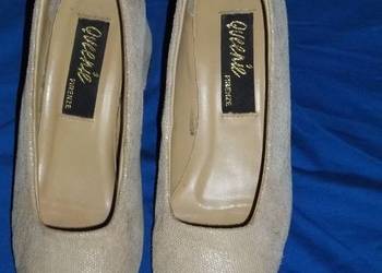 Skórzane czółenka,półbuty ecru roz.36