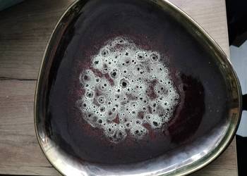 Duża ceramiczna patera trójkątna, szkliwiony Duża ceramiczna patera trójkątna, szkliwiony