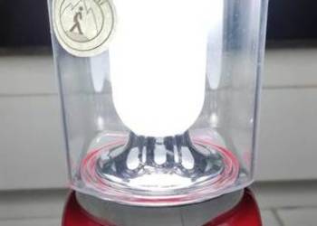 Lampka solarna z powerbankiem