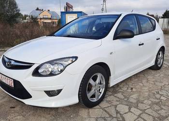 Hyundai i30 Lift 1.4 16V Benzyna./ Klima sprawna / Alu / Zarejestrowany