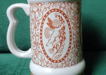 Kufel porcelanowy na piwo z amorkami Bogucice