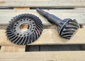 Wałek atakujący z kołem Fendt 716, 718, S4, SCR