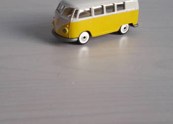 Majorette VW T1 w skali 1:59 resorak